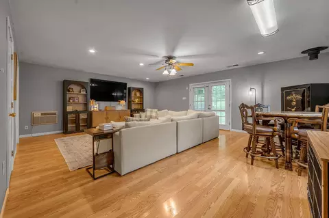 1241 Monaco Ct, Lexington, KY 40504