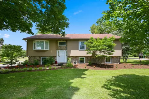 1868 Weisenberger Mill Rd, Midway, KY 40347