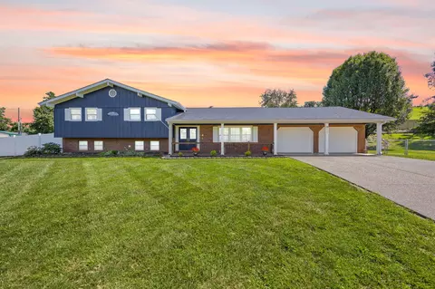 237 Hickory Ave, Somerset, KY 42503