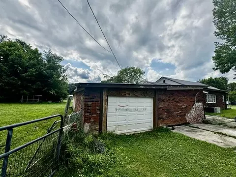 Other - 901 Exeter Ave, Middlesboro, KY 40965 photo 3 of 3