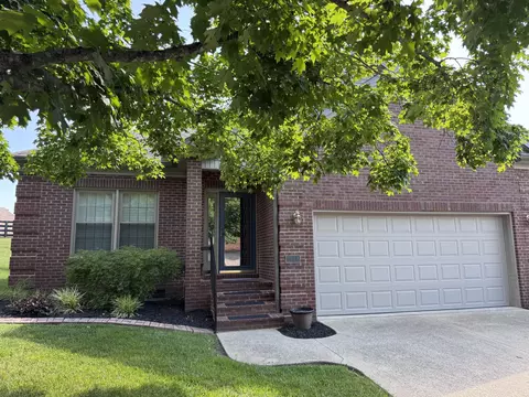 2013 Highlands Dr, Richmond, KY 40475