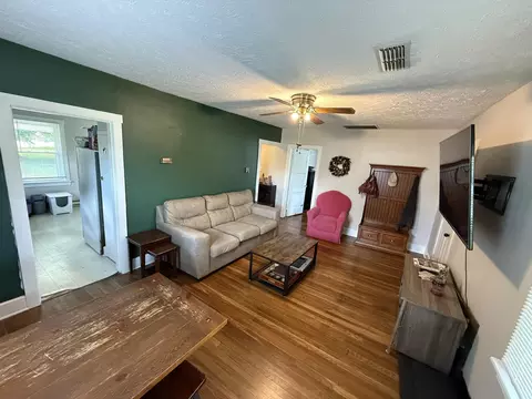 Living - 100 West St, Brodhead, KY 40409 photo 2 of 2
