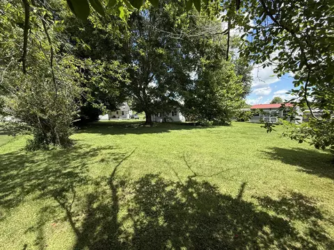 Exterior - 100 West St, Brodhead, KY 40409 photo 3 of 9