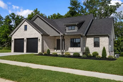 232 Max Cavnes Rd, Danville, KY 40422