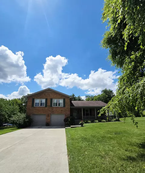 386 Coldstream Dr, Danville, KY 40422