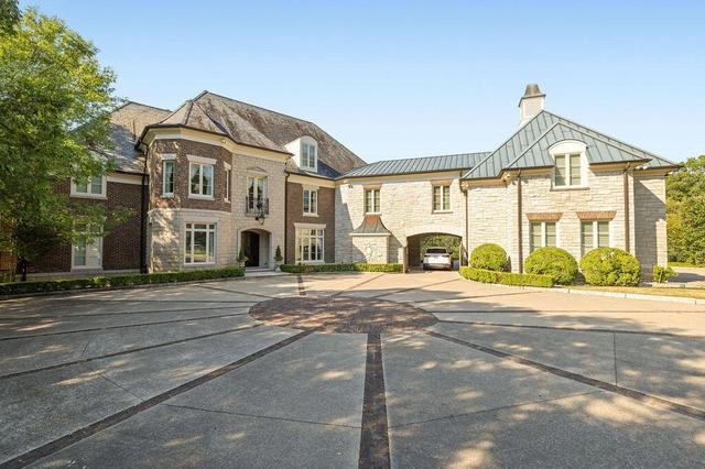 808 Oak Park Blvd, Calvert City, KY 42029