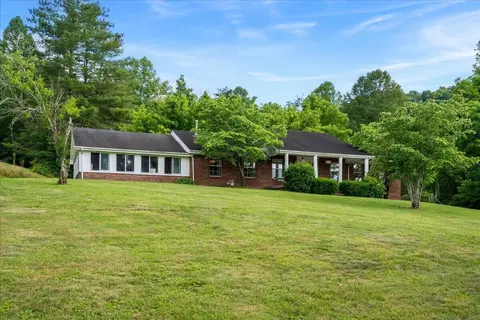 4475 Campton Rd, Stanton, KY 40380
