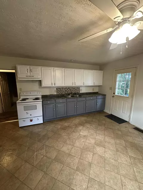220 E Washington St, Winchester, KY 40391 photo 8