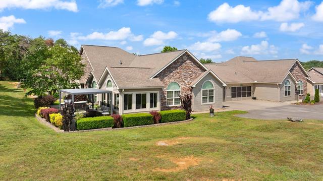 413 Deer Lake Pl, Bronston, KY 42518