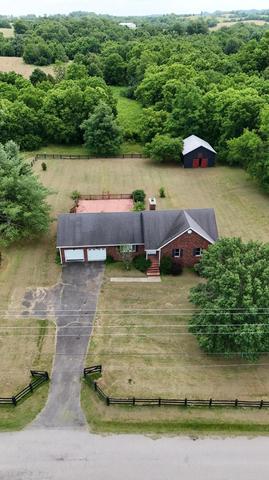1109 Mitchell Ln, Danville, KY 40422