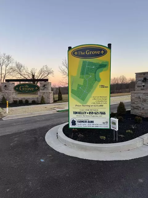 6035 Ashgrove Rd, Nicholasville, KY 40356
