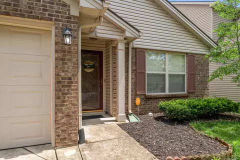 944 Winding Oak Trl, Lexington, KY 40511
