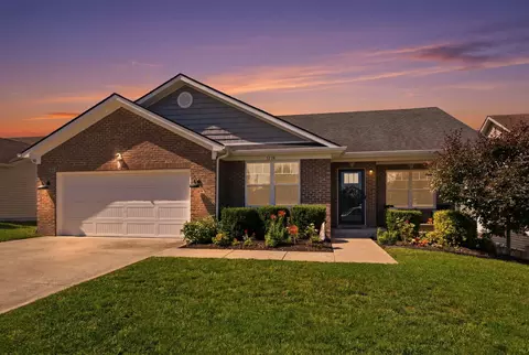 1236 Orchard Dr, Nicholasville, KY 40356