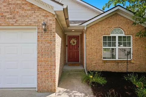 101 Clover Valley Dr, Lexington, KY 40511