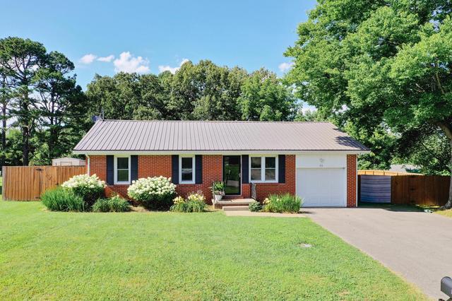 111 Oak Dr, Princeton, KY 42445