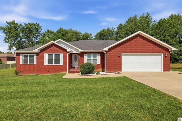 220 Meadow Ridge Ct, Paducah, KY 42003