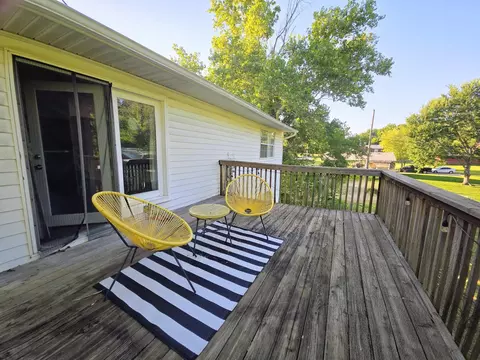 Exterior - 184 Baldwin St, Berea, KY 40403 photo 2 of 3