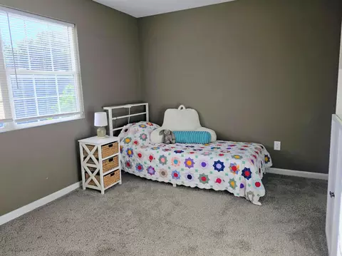 Bedroom - 184 Baldwin St, Berea, KY 40403 photo 2 of 3