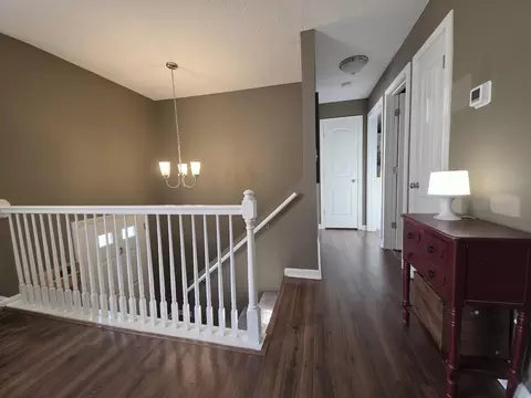 Entry Way - 184 Baldwin St, Berea, KY 40403 photo 2 of 5