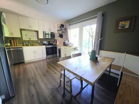 Kitchen - 184 Baldwin St, Berea, KY 40403 photo 1 of 1