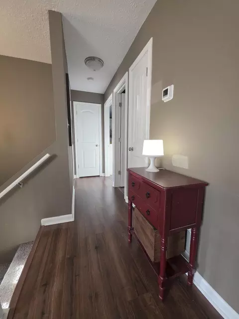 Entry Way - 184 Baldwin St, Berea, KY 40403 photo 3 of 5