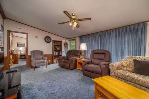 Living - 460 Rockfork Rd, Morehead, KY 40351 photo 1 of 3