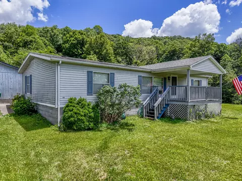 Exterior - 460 Rockfork Rd, Morehead, KY 40351 photo 3 of 13