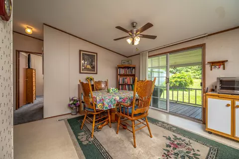 Dining - 460 Rockfork Rd, Morehead, KY 40351 photo 2 of 2