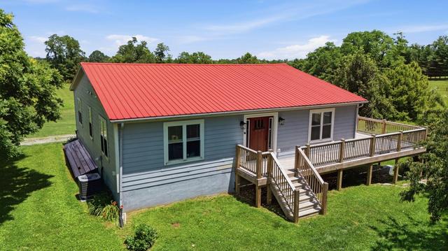8586 Wades Mill Rd, Mount Sterling, KY 40353