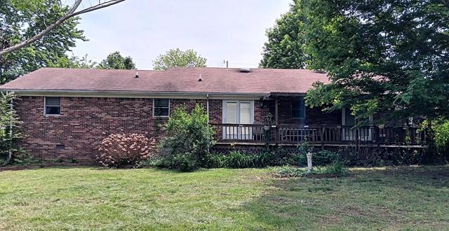 14 Woodland Dr, Benton, KY 42025