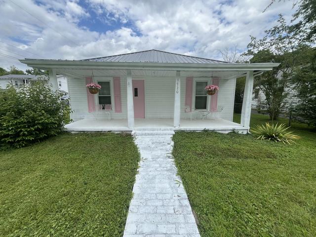 1720 Exeter Ave, Middlesboro, KY 40965
