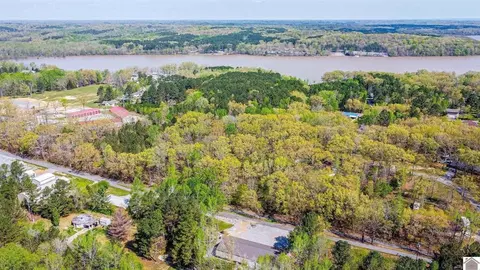 84 Launch Ln, Murray, KY 42071 photo 5
