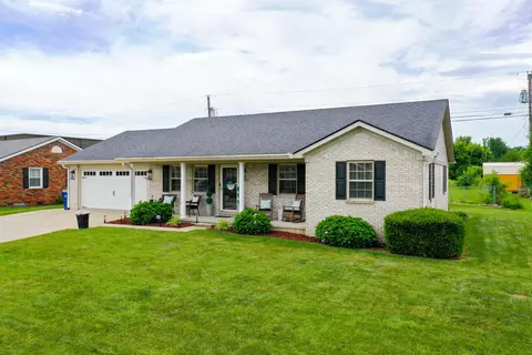 Exterior - 419 Plumtree Dr, Berea, KY 40403 photo 2 of 15