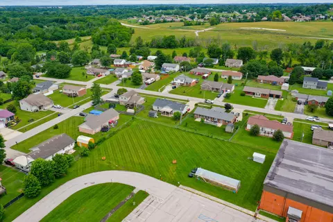 View/Area - 419 Plumtree Dr, Berea, KY 40403 photo 9 of 12