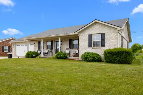 Exterior - 419 Plumtree Dr, Berea, KY 40403 photo 6 of 15