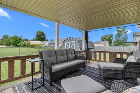 Exterior - 419 Plumtree Dr, Berea, KY 40403 photo 12 of 15