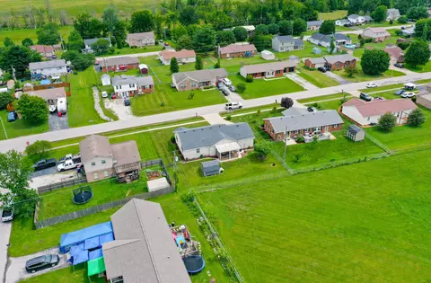 View/Area - 419 Plumtree Dr, Berea, KY 40403 photo 7 of 12