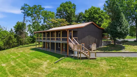 535 Twin Lakes Dr, Lancaster, KY 40444