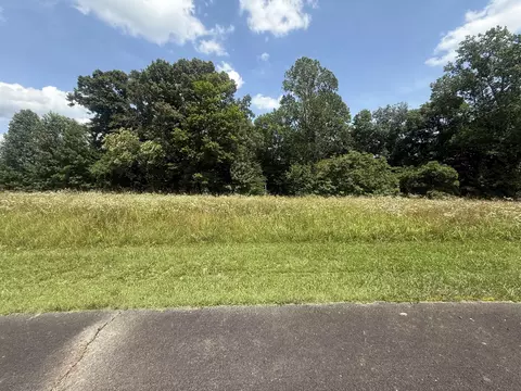 50 Brooke Dr, Jamestown, KY 42629