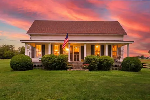 1566 Old Danville Rd, Lancaster, KY 40444