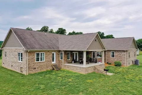 Exterior - 976 Buggs Branch Rd, Marion, KY 42064 photo 3 of 21