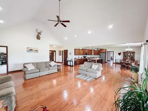 Living - 976 Buggs Branch Rd, Marion, KY 42064 photo 2 of 2