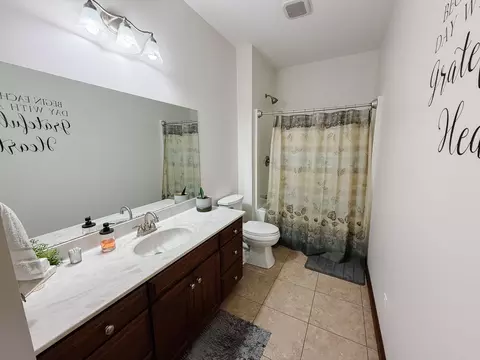 Bath - 976 Buggs Branch Rd, Marion, KY 42064 photo 6 of 6
