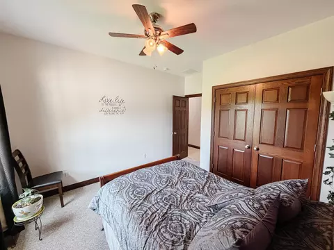 Bedroom - 976 Buggs Branch Rd, Marion, KY 42064 photo 6 of 10