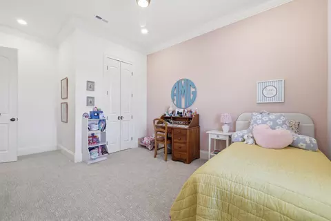 Bedroom - 8501 Moore Rd, Paducah, KY 42001 photo 4 of 5