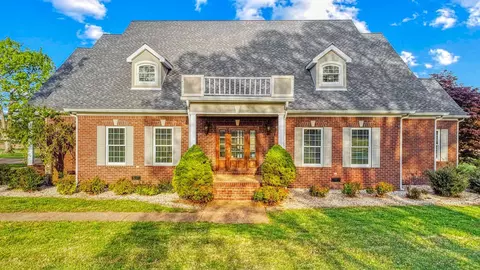 730 Rob Mason Rd, Murray, KY 42071