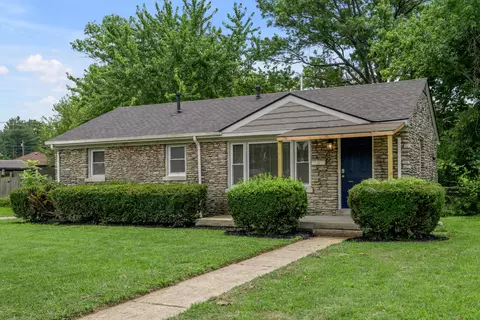 2230 Circle Dr, Lexington, KY 40505