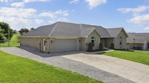 799 Hidden Loop Dr, Somerset, KY 42503 photo 5