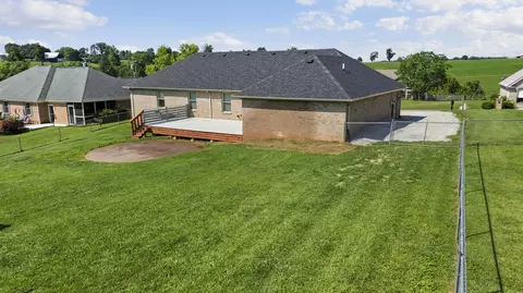 799 Hidden Loop Dr, Somerset, KY 42503 photo 8