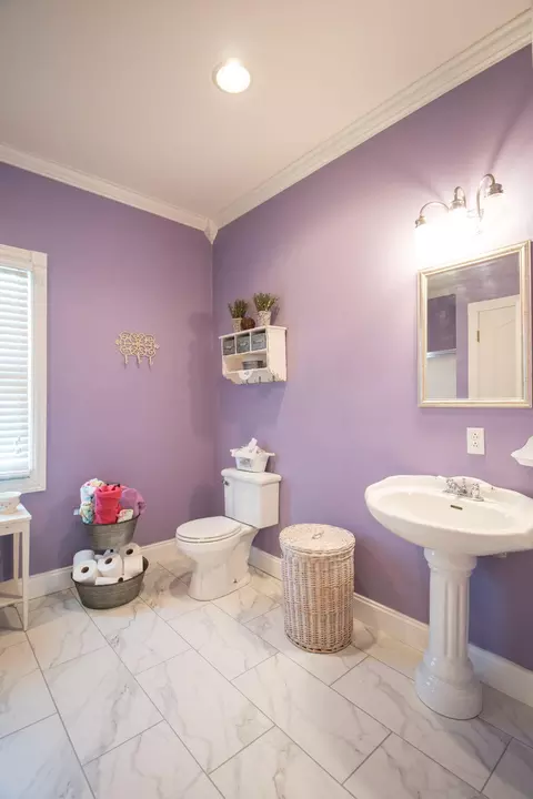Bath - 320 Alice Roy Rd, Windsor, KY 42565 photo 1 of 13